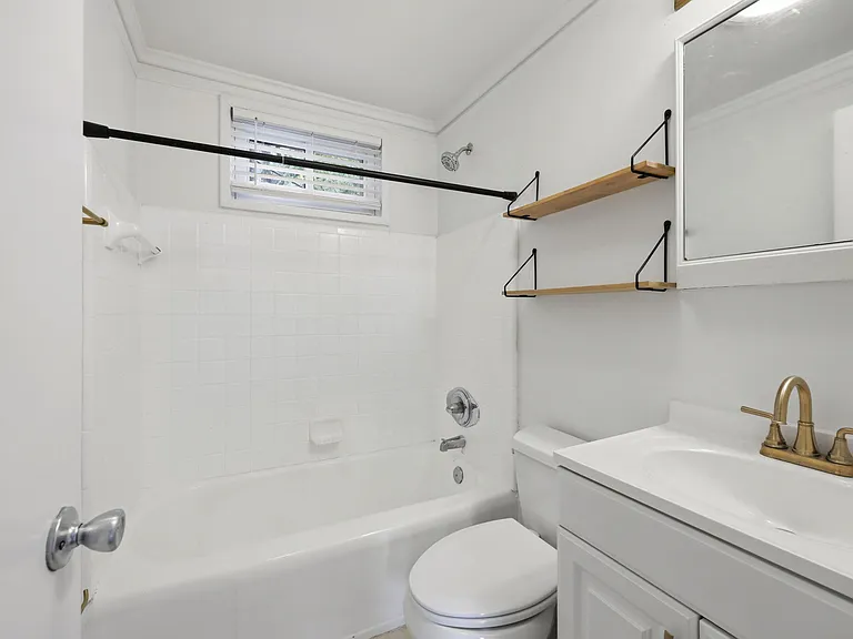635 Daniels St #A — Photo 14