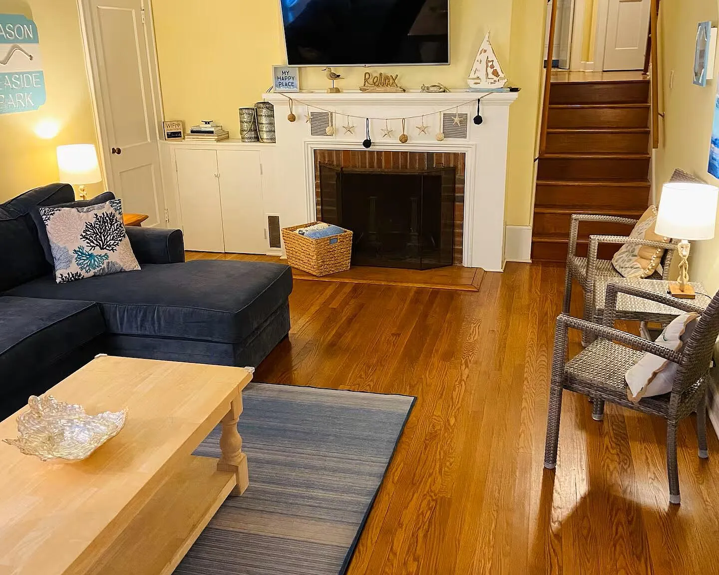 3 bed, 2468 sqft, $2,500 — Photo 3