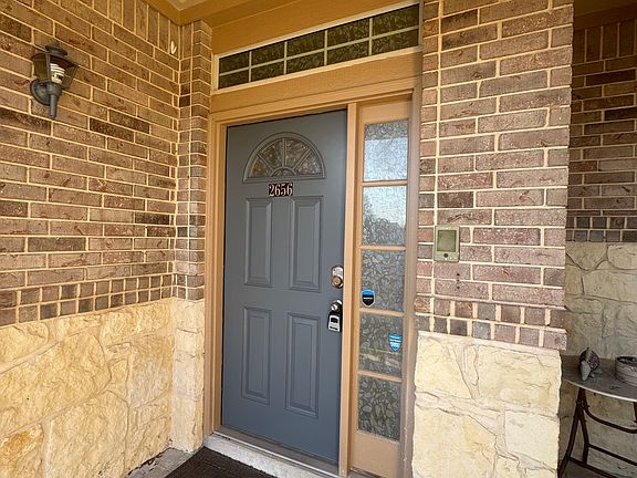 4th image of 2656 Grayson Way
