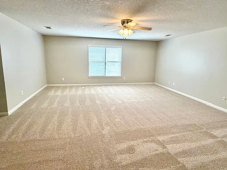 489 Chickasaw Land Way — Photo 23
