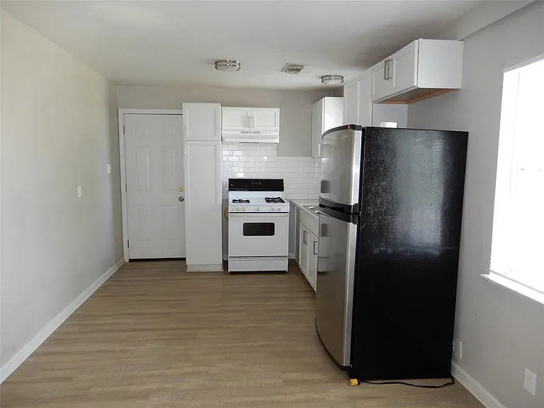 3804 Lelia St #A — Photo 8