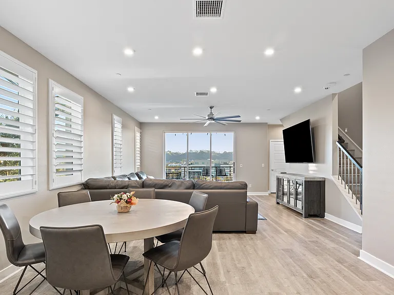 2741 Via Avella Dr — Photo 36