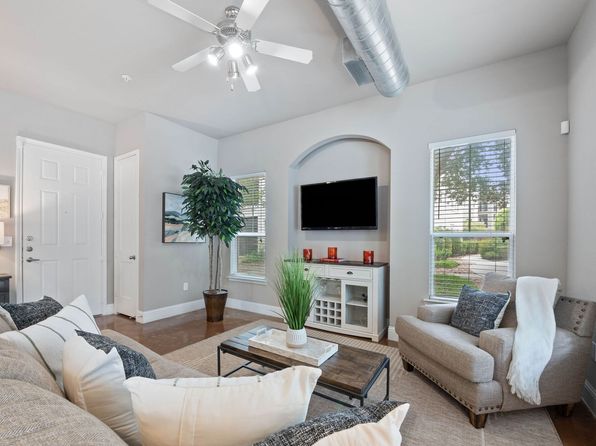 4920 Magnolia Cove Dr APT 2305