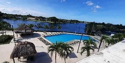 16743 Hemingway Dr — Photo 25