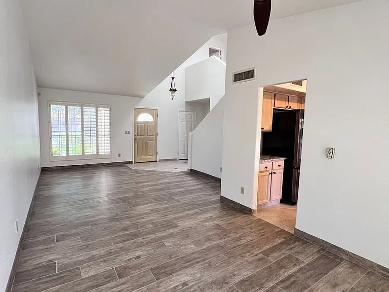 3310 E Nighthawk Way — Photo 5