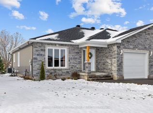 52 Adam St, The Nation, ON K0A3C0