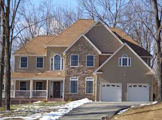 49 Willets Way, Newburgh, NY 12550