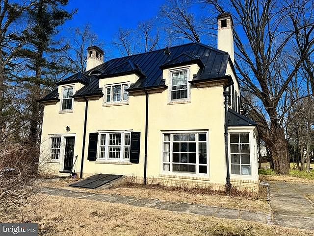 2nd image of 18 Villanova Rd