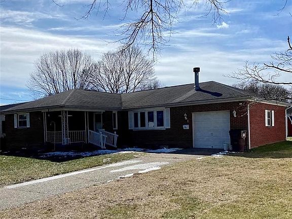 3rd image of 119 Riverview Dr