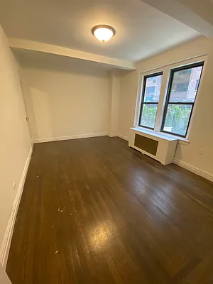 Rented by Oxford Property Group | media 22