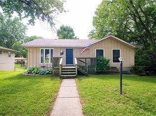 2806 Morningside Dr, Saint Joseph, MO 64503