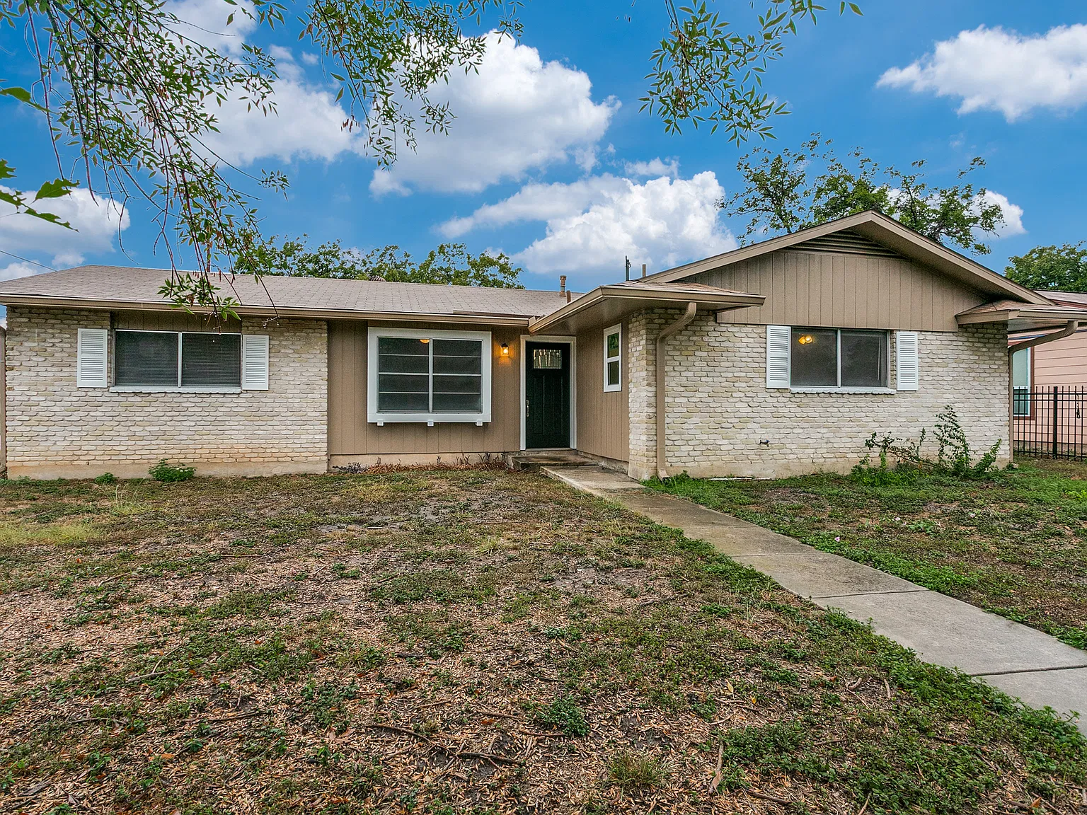 4 bed, 1650 sqft, $1,750 — Photo 1