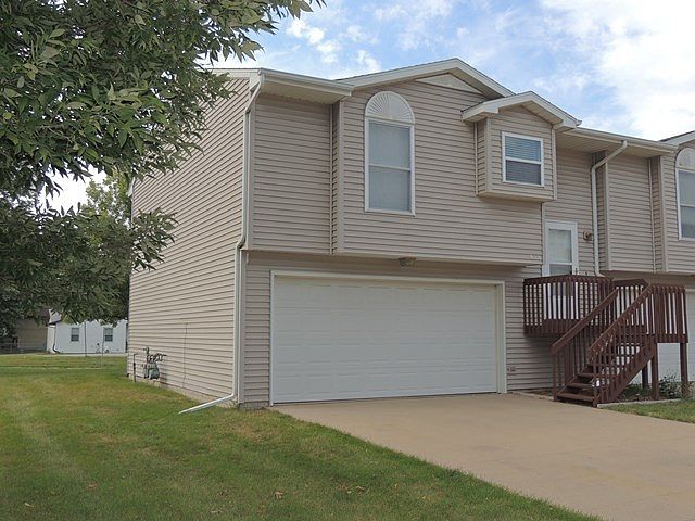 1st image of 615 Jules Ct