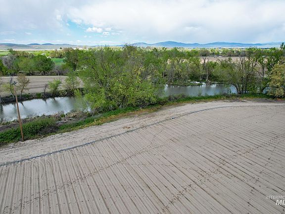4th image of Tbd Airport Rd