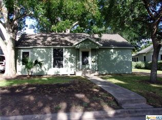 1503 N Bridge St, Victoria, TX 77901