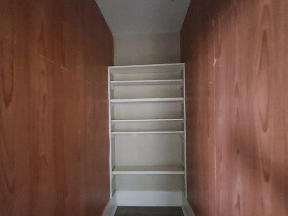 3rd image of 120 Maholm St