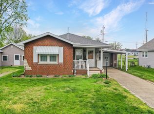1414 S 11th St, Pekin, IL