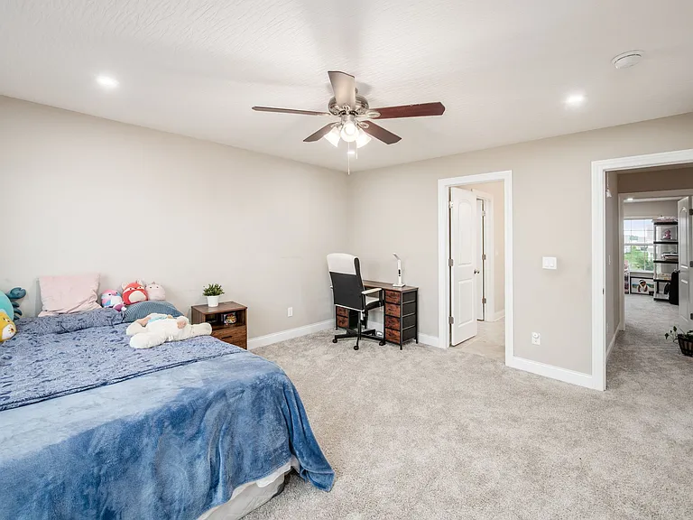 3793 Pyke Dr — Photo 37