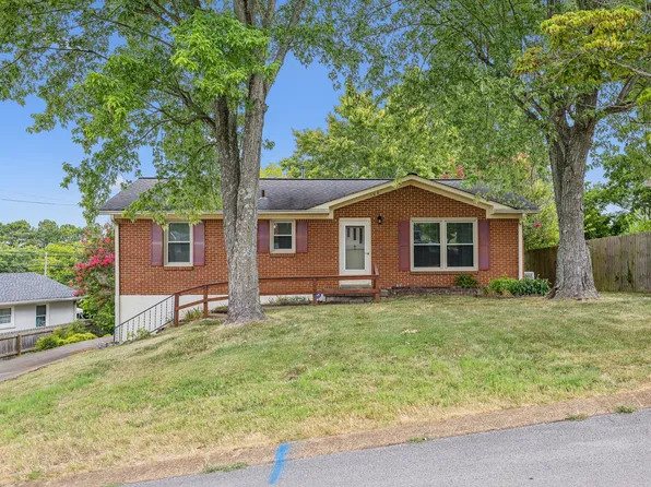 103 Gardendale Dr, Columbia, TN 38401