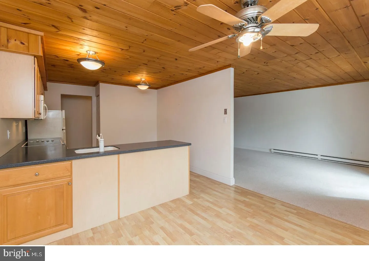 2 bed, 2.0 bath, 1104 sqft, $1,750 — Photo 4