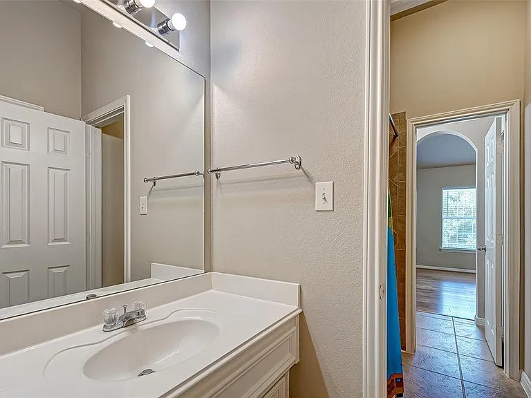 4602 Butler Springs Ln — Photo 31