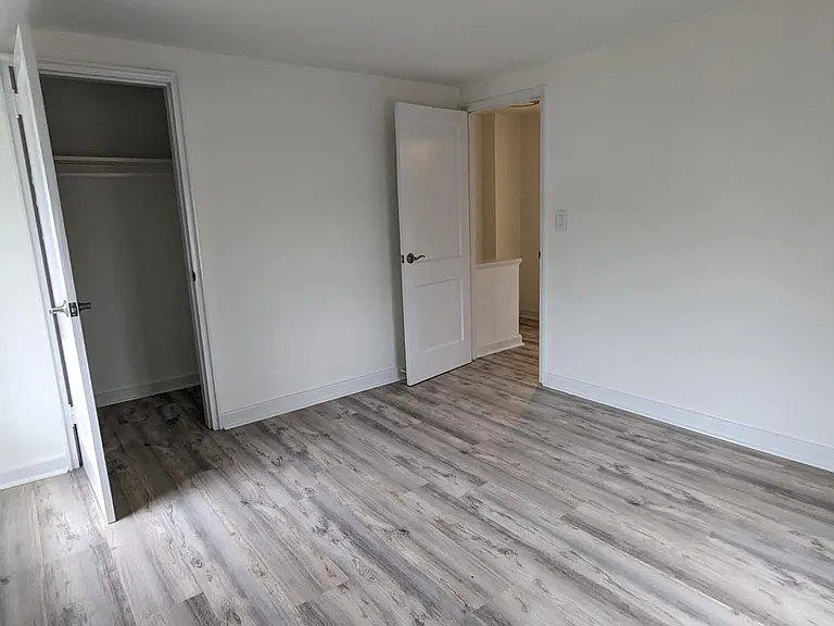 681 Laurel Pl #1 — Photo 2