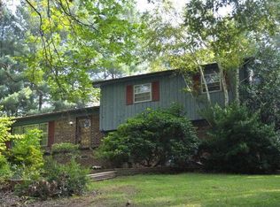 2818 Lakeland Dr, Cookeville, TN 38506