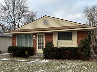 33626 Hiveley St, Westland, MI 48186