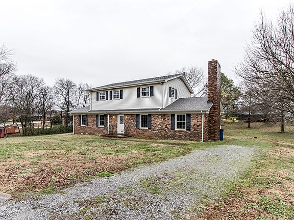 2nd image of 503 Fairlane Dr