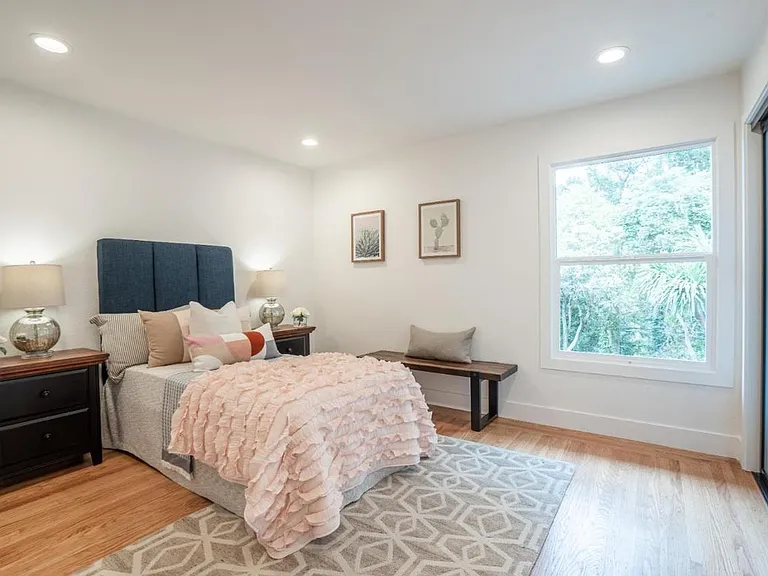 170 El Bonito Way — Photo 9