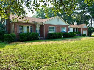 8930 Cool Springs Rd, Woodleaf, NC 27054