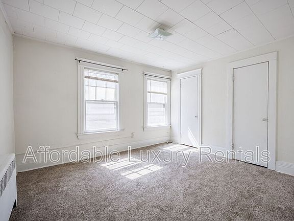 3rd image of 3 Sumner Park APT 3