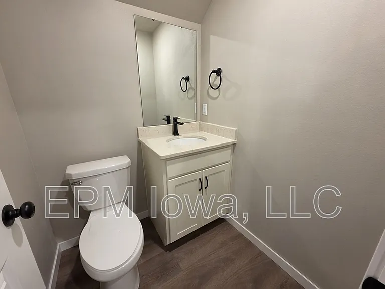 2309 Water Tower Pl — Photo 6