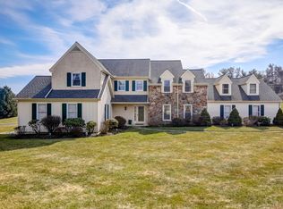 2 Spring Meadow Dr, Malvern, PA 19355