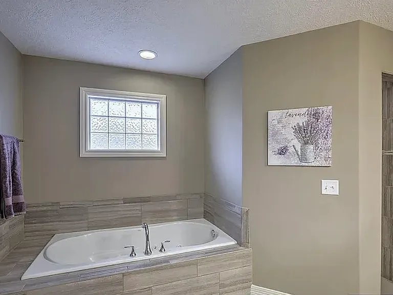 4318 S 198th St — Photo 22
