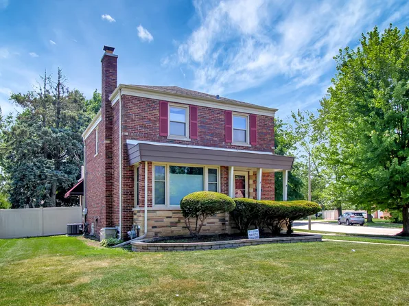3415 W Maple St, Evergreen Park, IL 60805