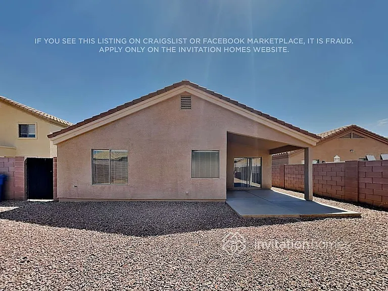 1834 S 106th Ave — Photo 18