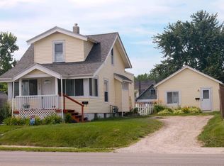 2138 Woodville Rd, Oregon, OH 43616