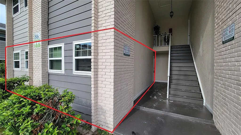 3 bed, 2.0 bath, 893 sqft, $1,749 — Photo 3