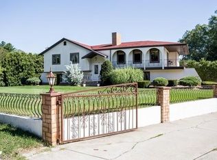 20 Running Deer Rd, Dartmouth, MA 02747