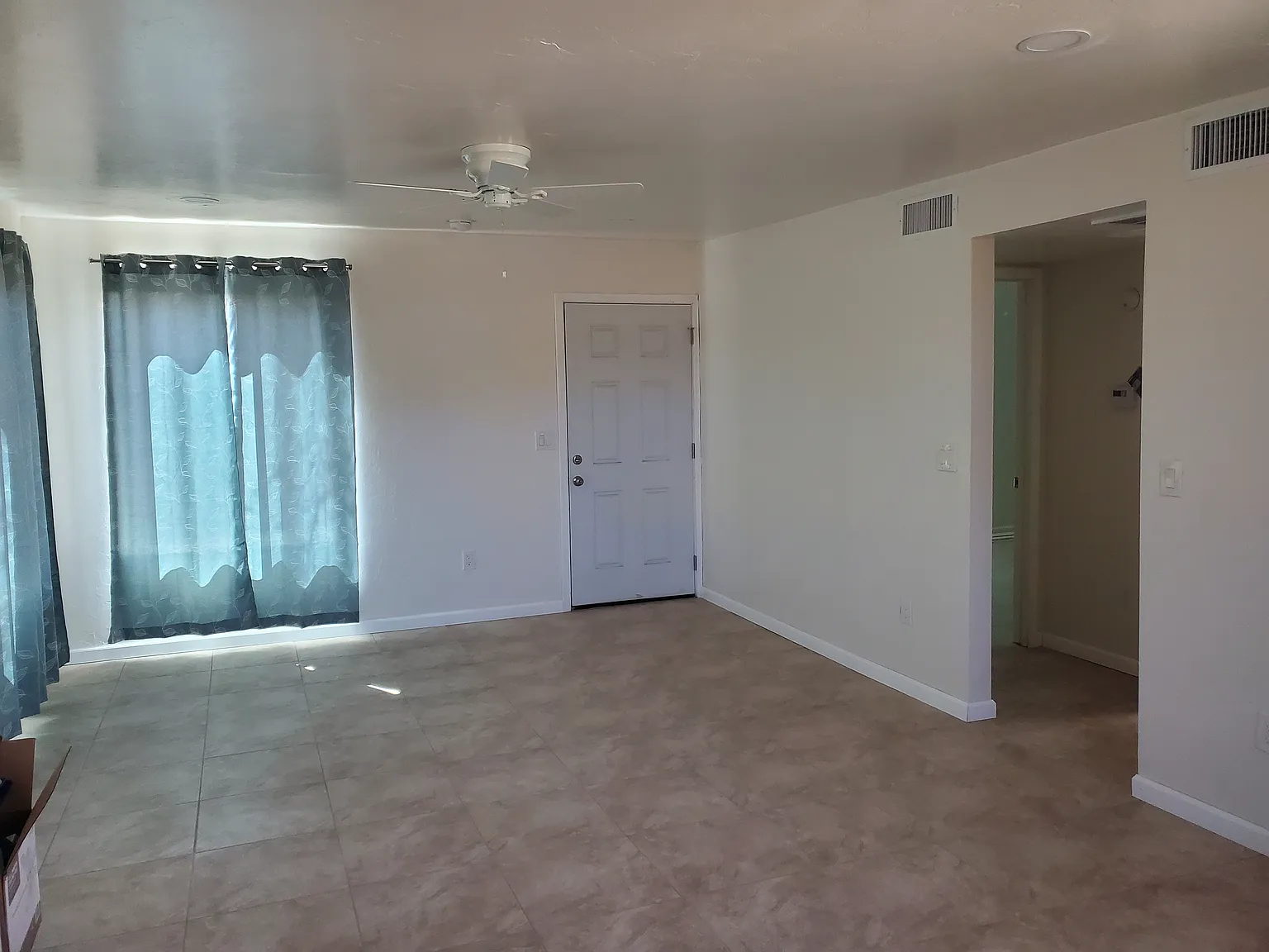 1 bed, 650 sqft, $895 — Photo 3