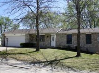 2158 S El Chaparral Ave, Columbia, MO 65201