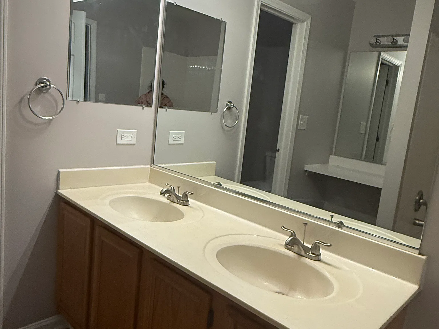 2 bed, 1398 sqft, $3,000 — Photo 3