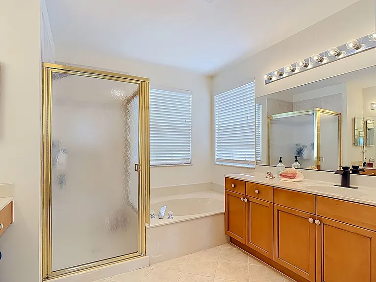 1154 Oakwater Dr — Photo 67