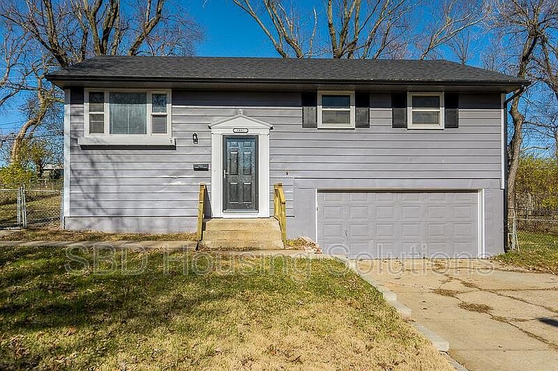 1st image of 8402 E 91st St