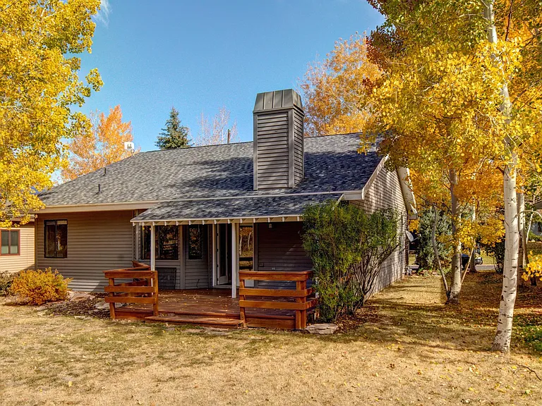 1656 W Silver Springs Rd — Photo 30