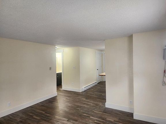 3rd image of 3010-3012 North Marion ROAD