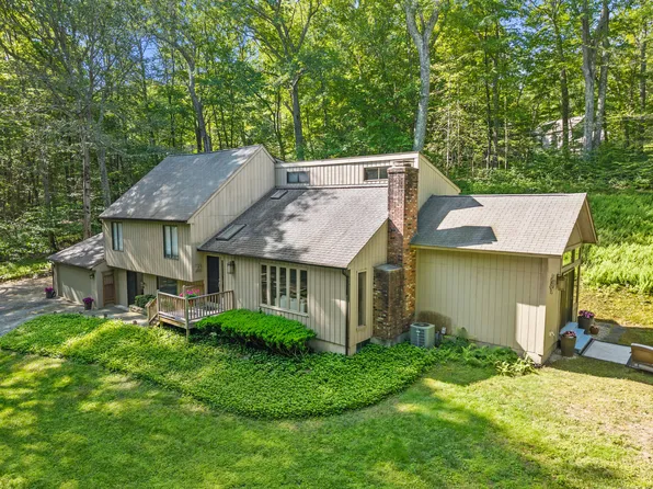24 Grouse Lane, Madison, CT 06443