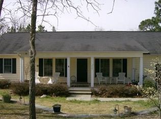 1717 Morgan Rd, Kelly, NC 28448