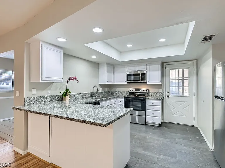1104 Pagosa Way — Photo 13